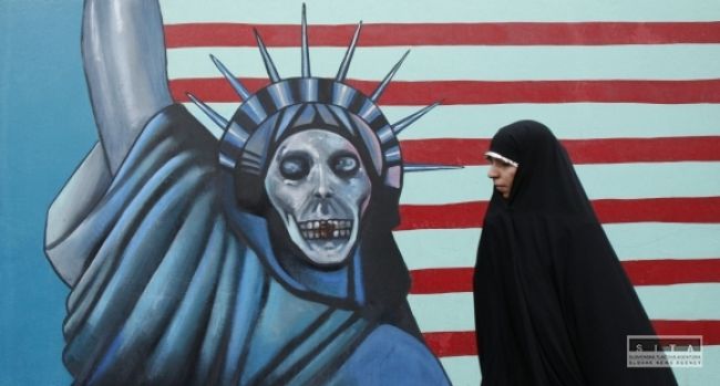 Smrť Amerike, takto Iránci oslavujú vznik republiky