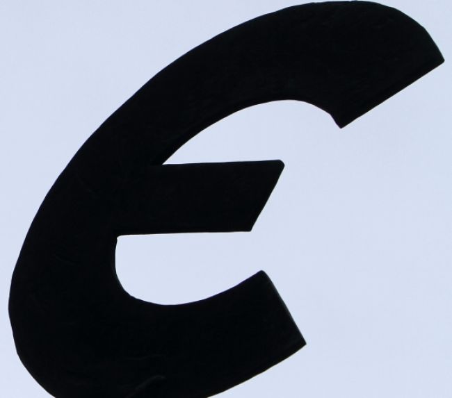 Kurz eura je v štandardnom pásme, tvrdí predstaviteľ ECB