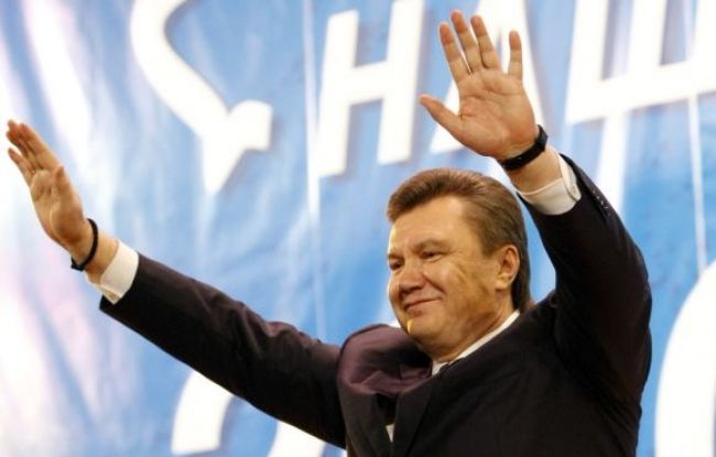 Viiktor Janukovyč sa ide na summit zbližovať s Európou