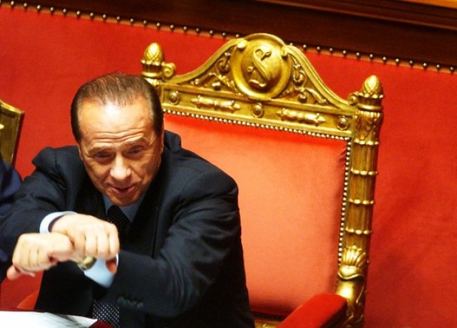Predseda EP varuje Talianov pred znovuzvolením Berlusconiho