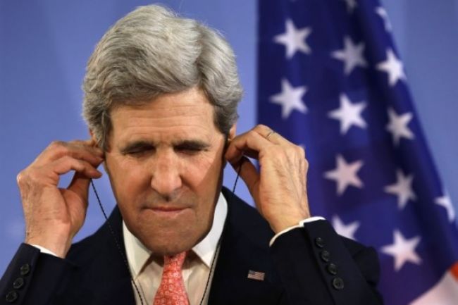 Američania majú právo byť hlúpi, obhajuje ľudské práva Kerry