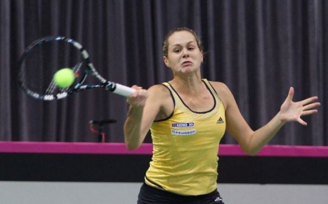 Čepelová postúpila na okruhu WTA druhýkrát do štvrťfinále