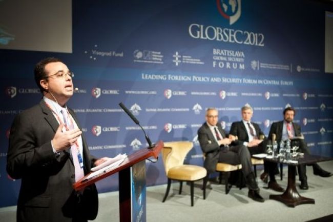 GLOBSEC pritiahne do Bratislavy politickú špičku a expertov