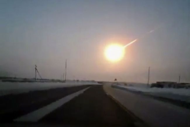 V Rusku nevybuchol meteorit, Američania vraj testovali zbraň