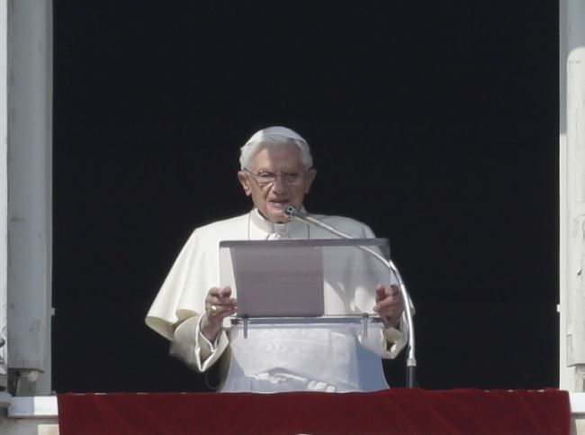 Pápež mal rozhodnutie hlboko premyslené, hovorí Zvolenský