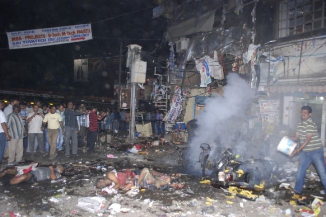Na indické mesto zaútočili teroristi, desiatky ľudí zabili