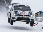 Sébastien Loeb na švédskom snehu neuspel, triumfoval Ogier