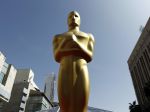Oscary budú odovzdávať aj Affleck, Chastain a Lawrence