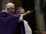 Pápež sa rozlúčil s veriacimi, pozdravil aj Slovákov