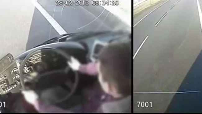 Video: Poliaci ratovali neriadený autobus, vodič odpadol