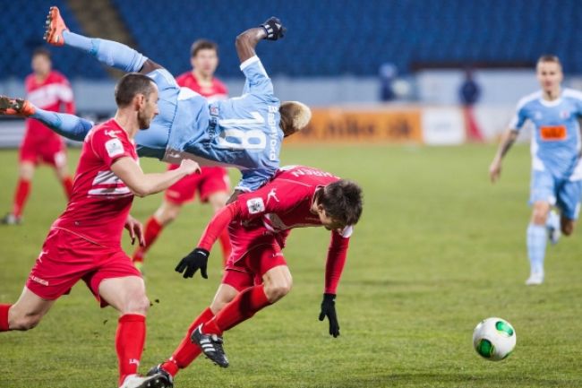 V úvodnom kole jarnej časti Slovan deklasoval Zlaté Moravce