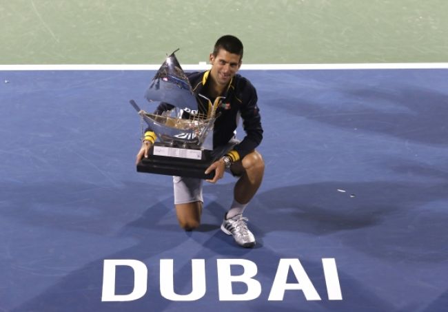Novak Djokovič zdolal Tomáša Berdycha  vo finále v Dubaji