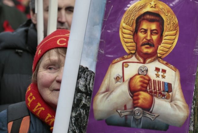 Pred 60 rokmi zomrel diktátor Stalin, stále je populárny