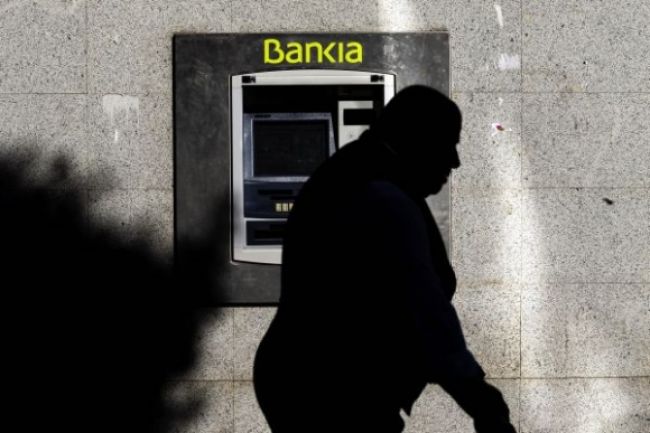 Španielsko stoplo predaj zoštátnenej banky, ponuky sklamali