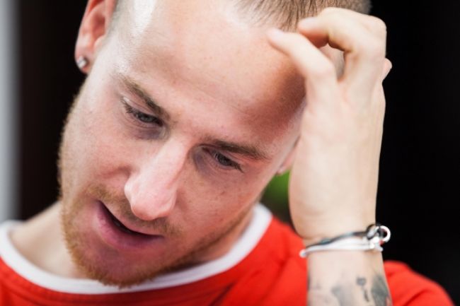 Stoch si v osemfinále UEFA zakope proti štyrom krajanom