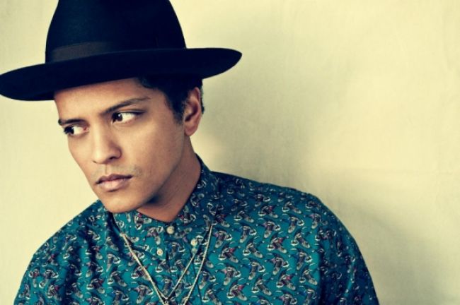 Bruno Mars dobyl rebríček Billboard 200