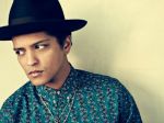 Bruno Mars dobyl rebríček Billboard 200