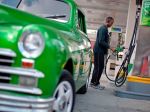 Pokles cien pohonných látok v EÚ sa takmer zastavil