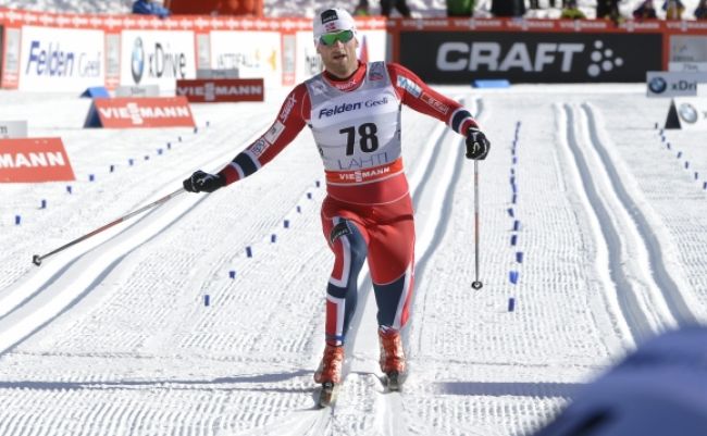 Lyžiar Petter Northug je späť v hre o prestížny glóbus