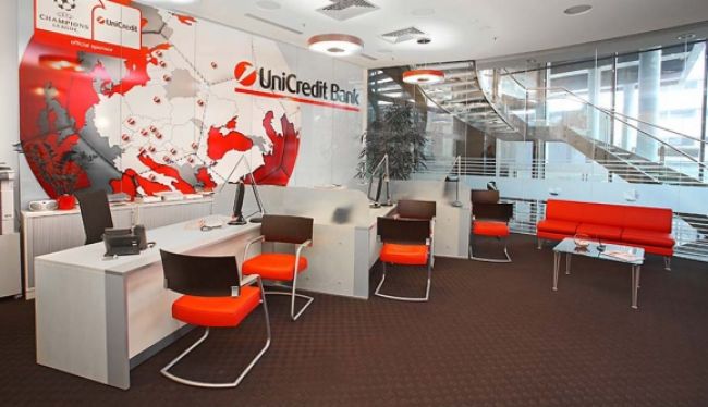 Hackeri napadli českú UniCredit Bank, mala heslo Banka123