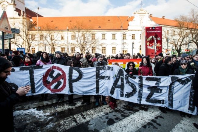 Video: Bratislavou sa ozývalo Slovensko Slovákom