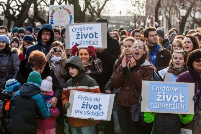 Za život dnes pochodovalo takmer 2000 ľudí