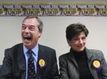 Britský euroskeptik Nigel Farage atakuje konzervatívcov