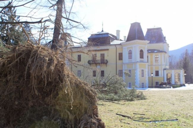 Kaštieľ v Betliari sprístupnia, park je stále nebezpečný