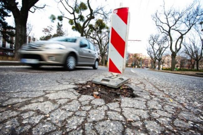 Cestu prvej triedy medzi V. Krtíšom a Pôtrom dlhodobo uzavrú