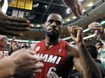 Video: Hviezdny LeBron James žiaril, Miami mieri za rekordom