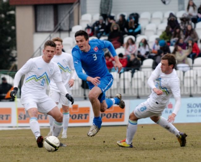 Futbalová 21 podľahla Slovinsku gólom z poslednej minúty