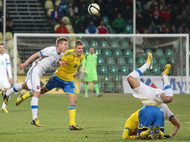 Slovenskí futbalisti remizovali s oslabeným Švédskom