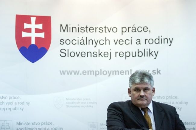 Minister Ján Richter za rok zmenil penzie aj Zákonník práce