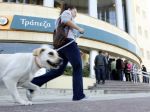 Cyperčania sú v panike, šíri sa fáma o novom zdaňovaní