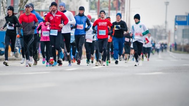 Bežecký maratón obmedzí cez víkend dopravu v Bratislave