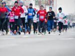 Bežecký maratón obmedzí cez víkend dopravu v Bratislave