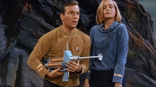 Kirkov fázer zo Star Treku vydražili za 231-tisíc dolárov
