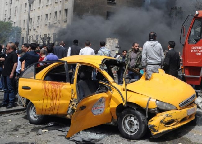 V sýrskom Damasku explodovalo auto, bomba brala životy
