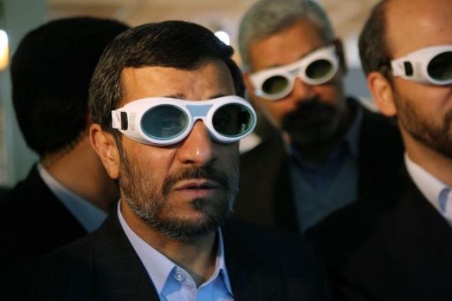 Teherán odmieta zastaviť obohacovanie uránu, chce ho na mier