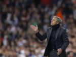 Mourinho si želá vypadnutie Barcelony, fandí Parížu