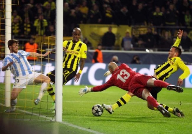 Dortmund prežil drámu ako z filmu, Málaga hovorí o rasizme