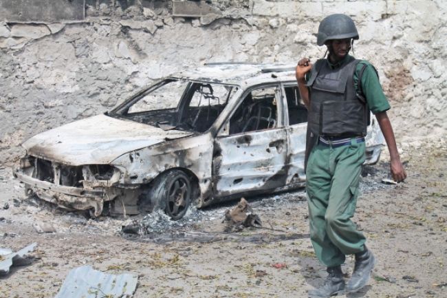 Nedeľňajší útok na súd v Somálsku stál život desiatok ľudí