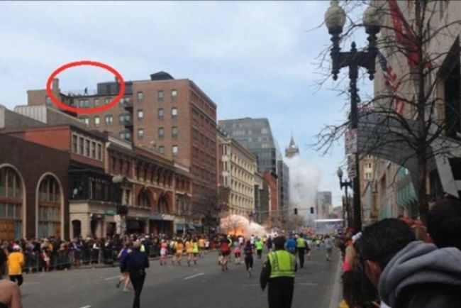 Polícia vypočula podozrivého z útokov na maratóne