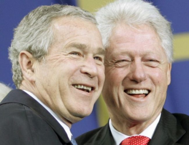 Podľa Busha mal Clinton záujem o zvrhnutie Husajnovho režimu