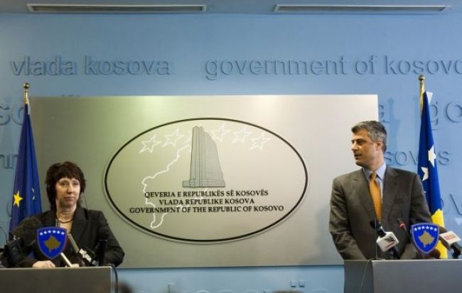 Lídri Srbska a Kosova si v Bruseli sadli za rokovací stôl