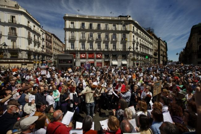 Protest v Španielsku si vyžiadal takmer tridsať zranených