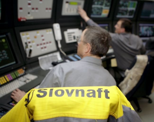 Slovnaft zaplatí deväťmiliónovú pokutu, zneužil postavenie