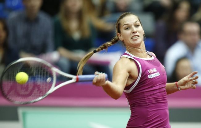 Dominika Cibulková prehrala s Radwanskou a v Oeiras vypadla