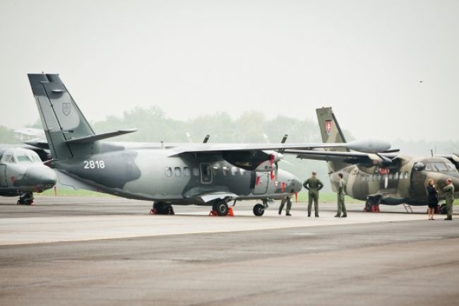 Rezort obrany zvažuje ďalšiu prevádzku lietadiel Mig-29