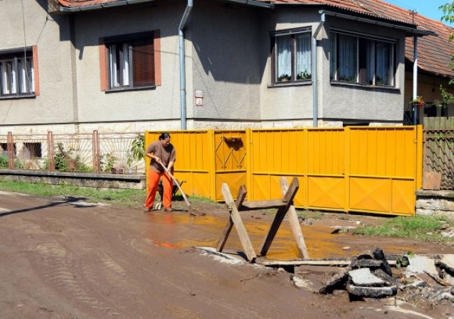 Silný prívalový dážď spôsobil na Slovensku záplavy